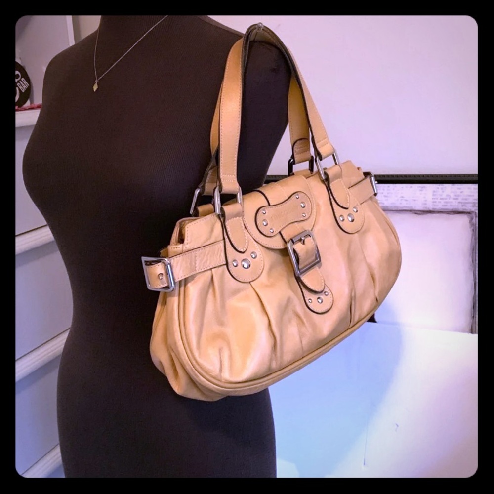Longchamp Shoulder Leather Bag In Honey